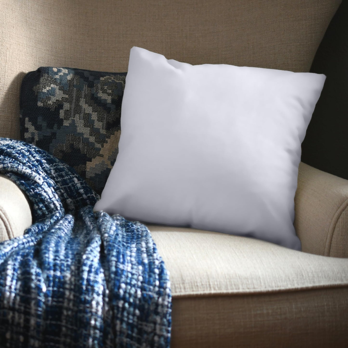 Utopia Bedding Throw Pillows (Set of 4, White), 18 x 18 Inches Pillows for Sofa, Bed and Couch Decorative Stuffer Pillow